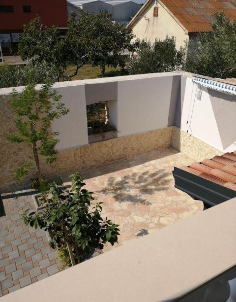 Vila Skalinada Vir Exteriér fotografie